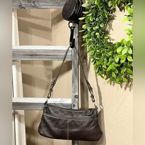 the SAK DARK BROWN PEBBLED LEATHER HOBO SHOULDER PURSE/BAG